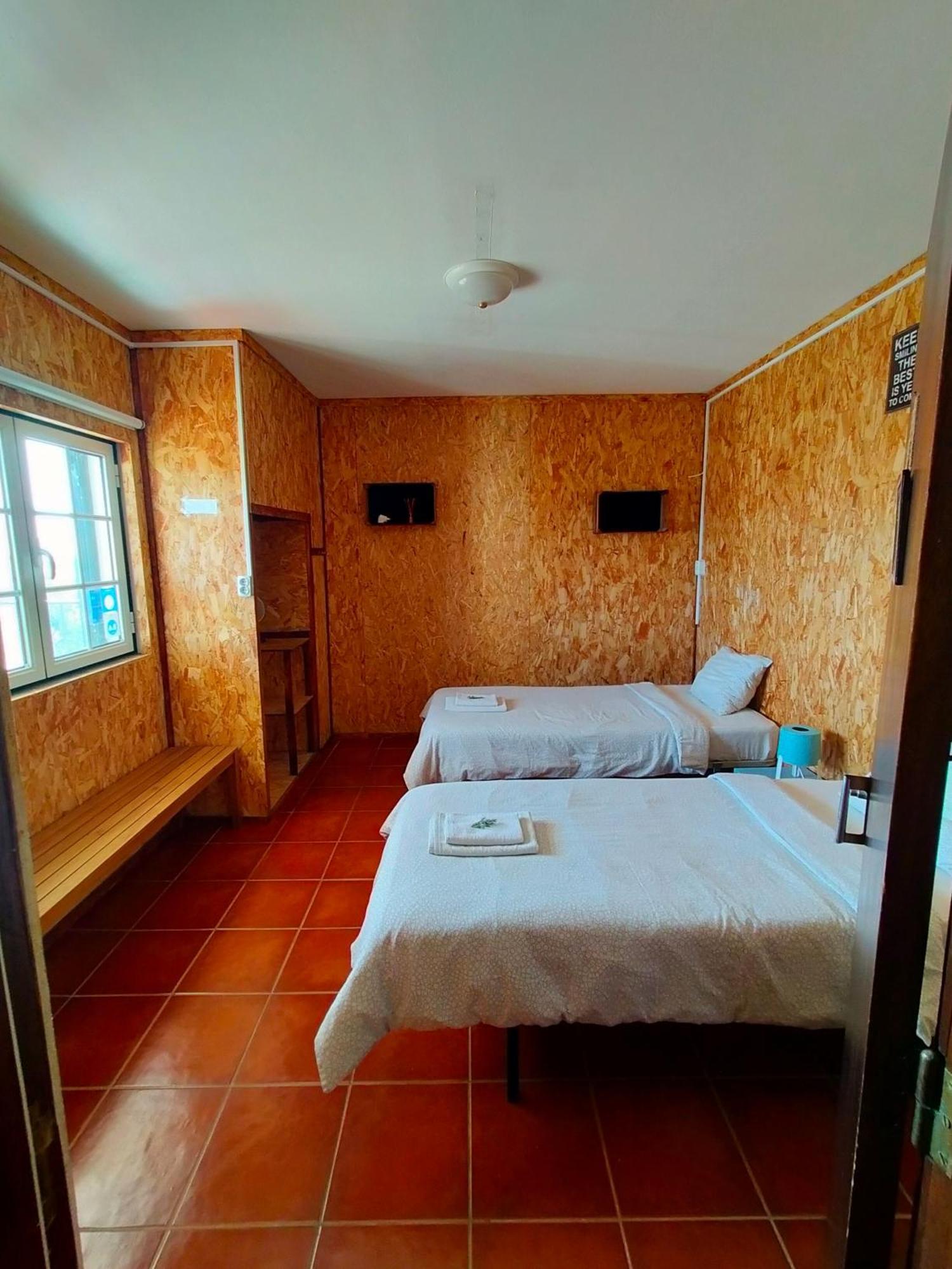 Bed and Breakfast I Ka Hale Віла-Нова-де-Мілфонтеш Екстер'єр фото